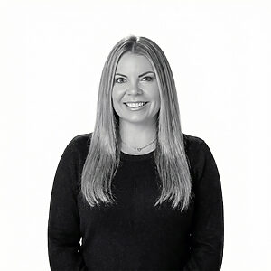 Christy Moraleja Headshot